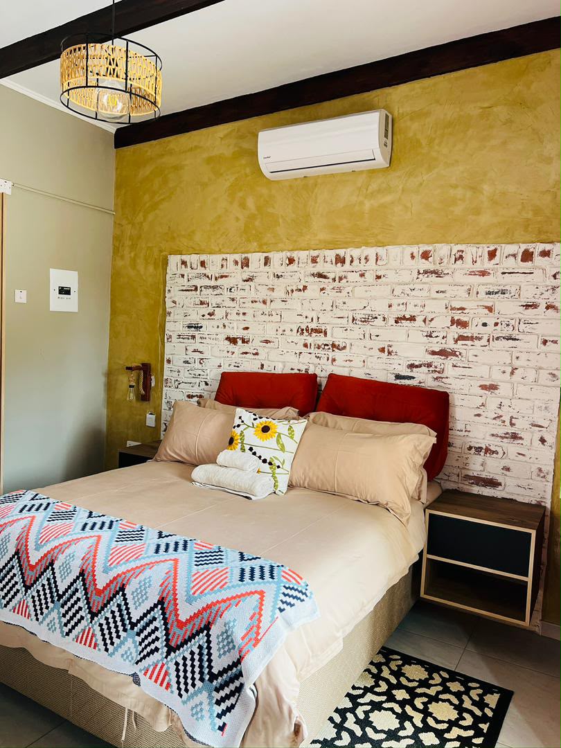 Bed and breakfast room